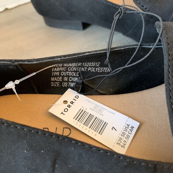 Torrid Women's Black Faux Suede Casual Slip On Front Twist Loafer Size 7 WW NEW - Picture 7 of 7